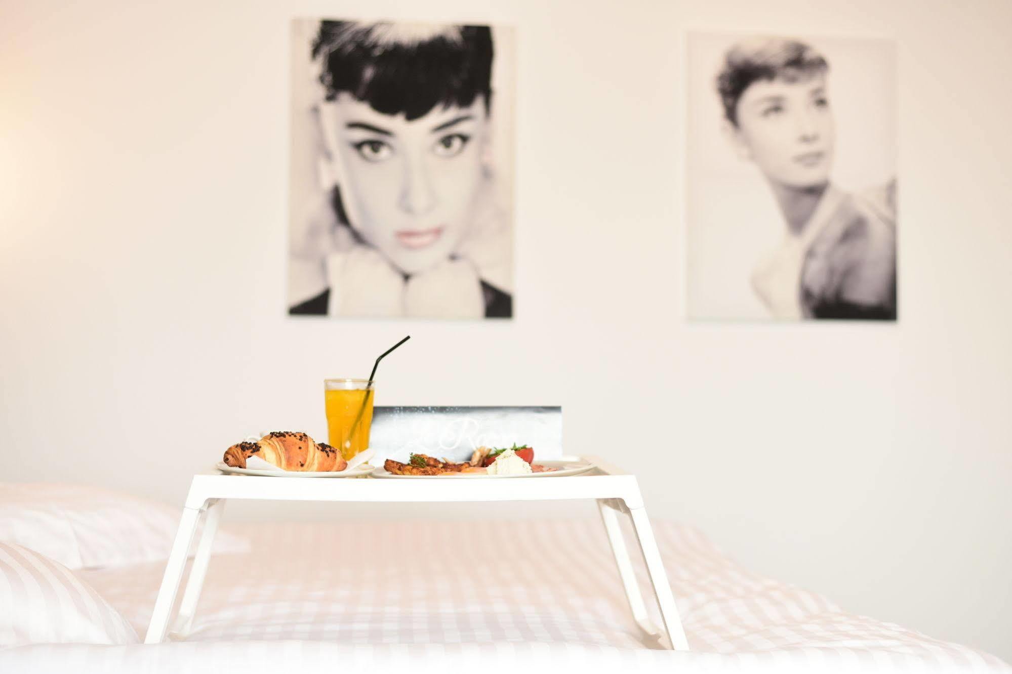 La Rocca Boutique Hotel كرايوفا المظهر الخارجي الصورة